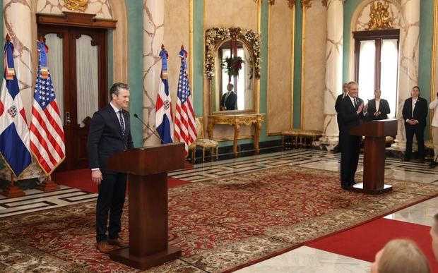 Abinader facilita permiso especial para despliegue militar estadounidense.