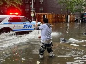 Desastre en Nueva York por inundaciones severas
