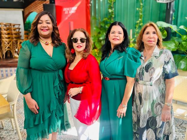 Celebran Almuerzo Literario en Santo Domingo