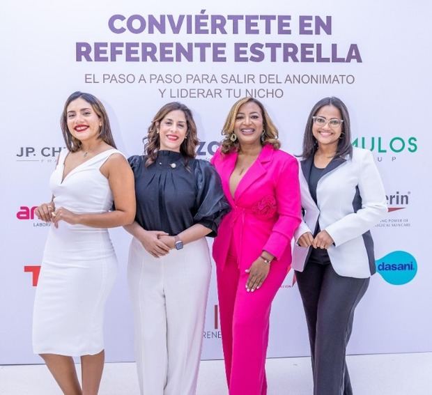 Ginger Bejarano, Mariel Almonte, Irene Morillo y Danielis Fermín