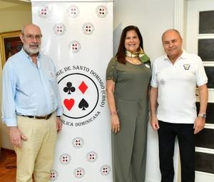 Club de Bridge honra a figuras destacadas del deporte mental