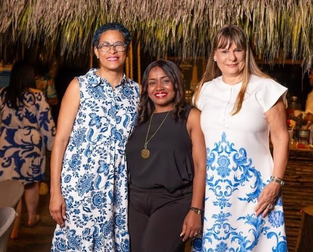 Yira Vermenton, Francisca Luzón y Nicole Friedel.