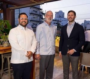  Ramon Tapia, Jose Hamilton y Carlos Ros