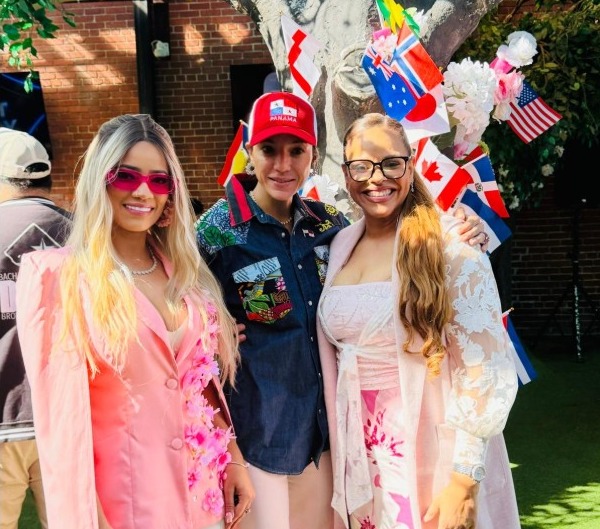 Artista Wini Art y la Embajadora de Panama OEA Ana Irene Delgado.