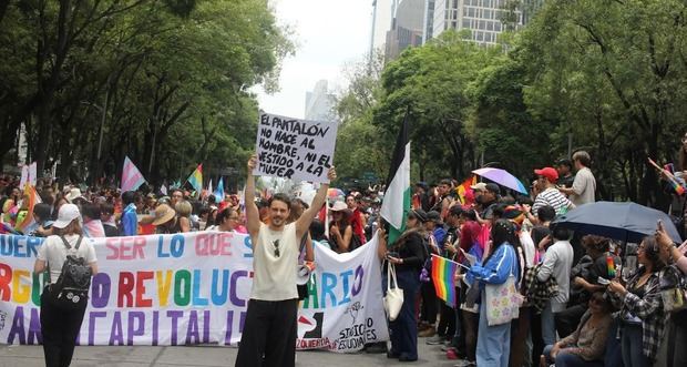 LLYC lanza Signs of Pride