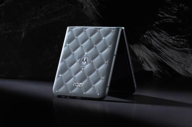 Motorola presenta The Brilliant Collection con cristales Swarovski