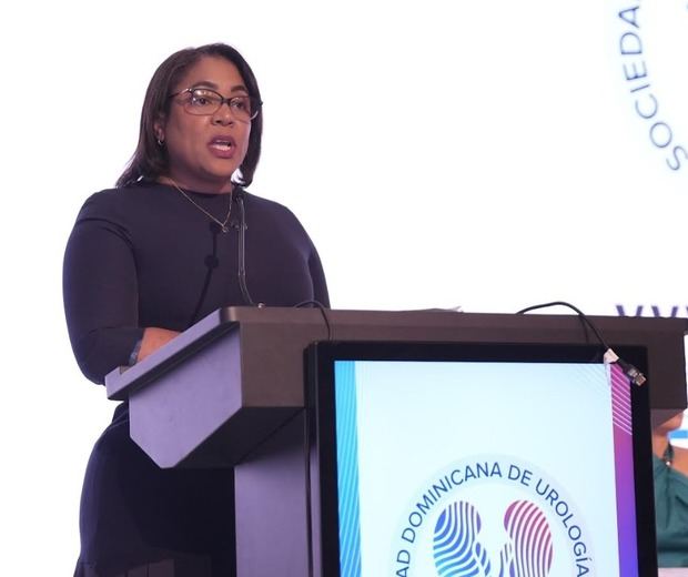 Más de 300 especialistas actualizan conocimientos en urología.