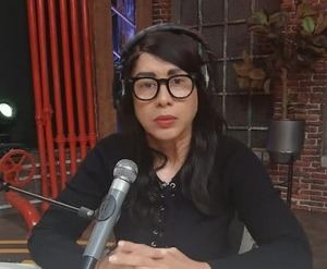 Jacqueline Estrella impulsa una nueva etapa tras 37 años de humor