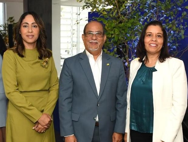 Francina Jiménez, Julio Matos y Lucia Rodríguez