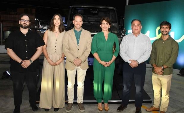 José Eduardo Lama,Gia Cavagliano, José Augusto Muñoz, Karla Lama, Darío Lama y Gianni Cavagliano, durante el encuentro de Grupo Avant.