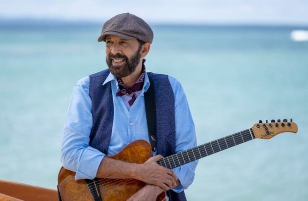 Juan Luis Guerra anuncia concierto en Santiago para 2026.