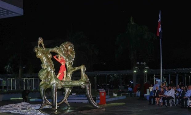 Escultura de Iván Tovar regresa a República Dominicana
