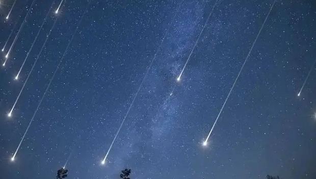 Luna llena y alineación planetaria deslumbran en agosto