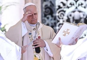 Papa condena amenaza de guerra de Donald Trump contra Irán