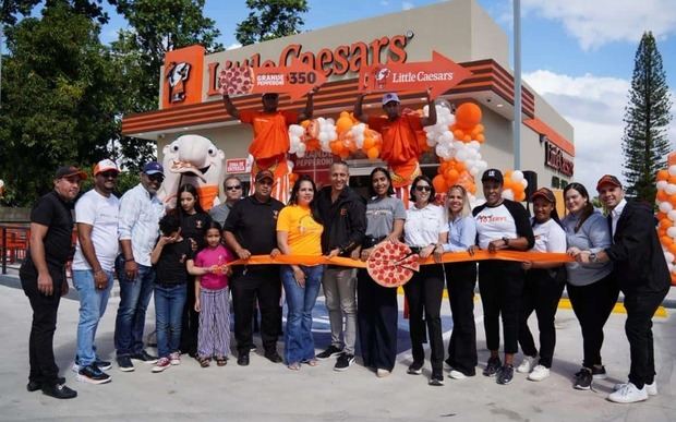 Little Caesars inaugura su primera tienda en Puerto Plata.