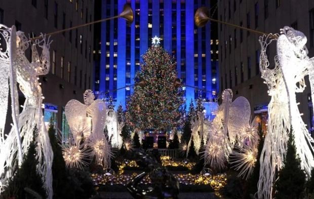 El árbol de Navidad llega al Rockefeller Center.
