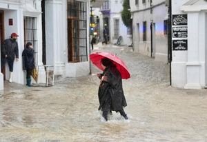 Alerta roja por inundaciones y deslizamientos en España