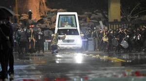 León XIV llega al Líbano con mensaje de paz