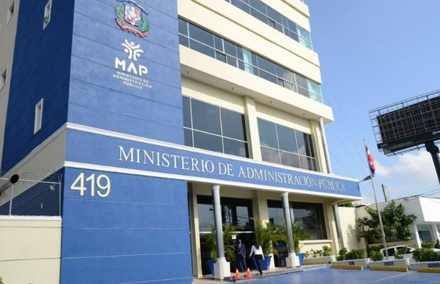 Suspenden labores en instituciones públicas en provincias bajo alerta roja.