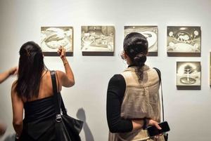 Más allá de su vocación museística, el espacio se proyecta como un laboratorio cultural donde convergen arte, tecnología, diseño e ingeniería.