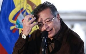 Petro califica a Trump de senil tras acusaciones