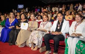 Presidente Abinader reconoció a dominicanas destacadas por su liderazgo, trayectoria y aportes en diversos ámbitos de la vida nacional.