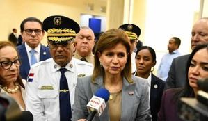 Raquel Peña destaca rápida recuperación del servicio eléctrico tras apagón