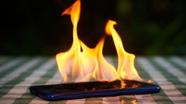 Evita sobrecalentamiento de tu celular este verano
