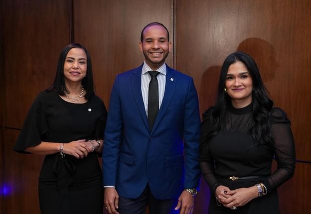 Aneyka Nunez, Luis Felipe Rodriguez, Juliana Metz.