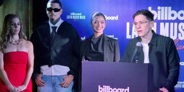 Billboard celebra auge de la música en español.