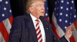 Trump advierte a Irán por supuestos cobros a petroleros en el estrecho de Ormuz