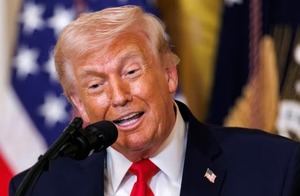 Trump asegura mantener comunicaciones con Irán, pero duda de su disposición a negociar