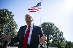 Trump celebra 250 años de la Armada de EEUU en medio del cierre gubernamental