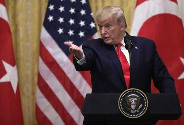 Trump asegura que el alto el fuego en Gaza sigue vigente.