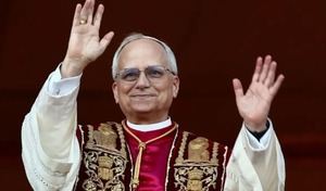 León XIV entra en la lista de los mejor vestidos de 2025, según Vogue