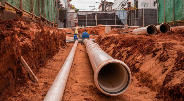 Fugas de agua potable afectan la Ciudad Colonial y área de Santo Domingo Norte.