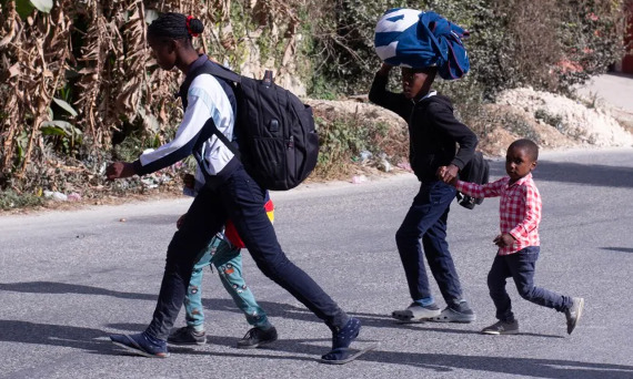 Un ataque de bandas armadas causa al menos tres muertos en Haití