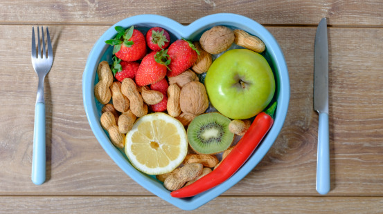 Una buena alimentación previene la obesidad y reduce riesgos de enfermedades del corazón