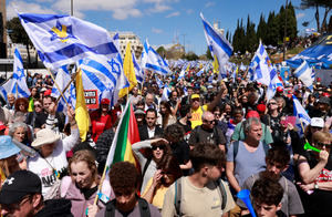 Multitudinaria protesta en Jerusalén contra fin alto fuego en Gaza y despido jefe Shin Bet