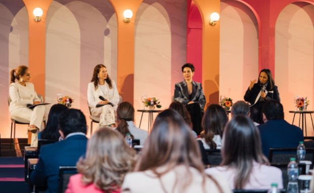Asonahores destaca liderazgo femenino del sector turismo en República Dominicana en el foro “Mujeres de Impacto”.