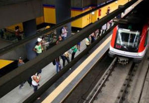 Un hombre resulta herido tras caer a vía de la línea 2 del metro de Santo Domingo