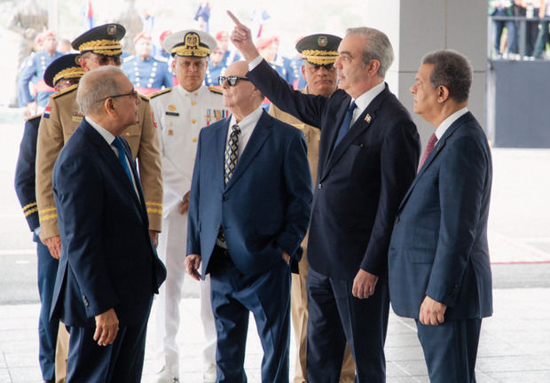 Encuentro expresidentes. 