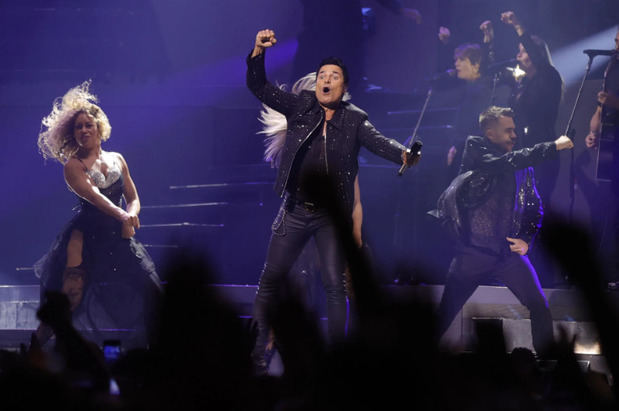 Chayanne baila otra vez después de catorce años sin «poner el alma» en España.
