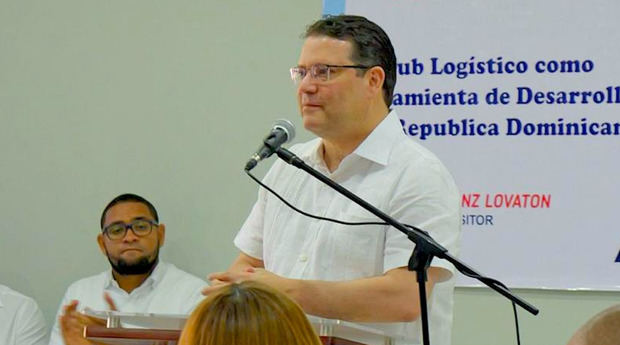 Yayo Sanz Lovatón.