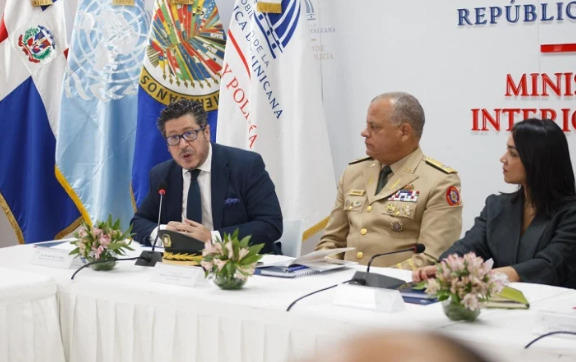 Comienzan mesas de trabajo para frenar tráfico de armas en R.Dominicana y Centroamérica.