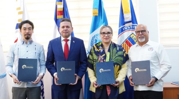 Proindustria firma acuerdo con JICA, PNUD y Loyola para impulsar el ecosistema de “startups” industriales en RD