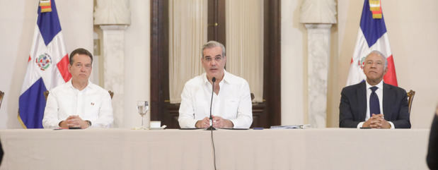 Exportaciones dominicanas marcan récord; presidente Abinader destaca salto de 23.6 % y expansión global.