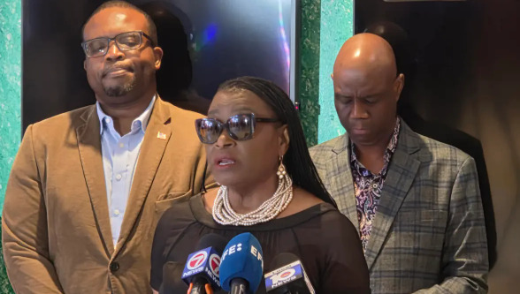 Grupos latinos y haitianos denuncian una 'tragedia' por las políticas de Trump y Florida.