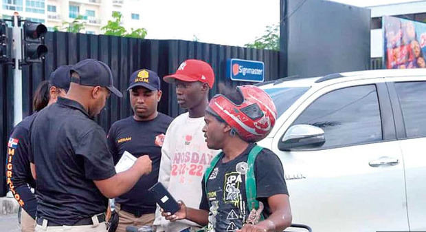 El Gobierno ha deportado a 184,001 haitianos indocumentados en primeros seis meses.
