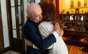 Lula anima a Cristina Fernández a seguir con su "lucha por la justicia" tras visitarla